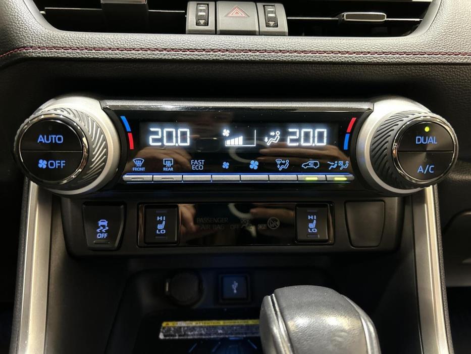 TOYOTA RAV4 PLUG-IN 2021