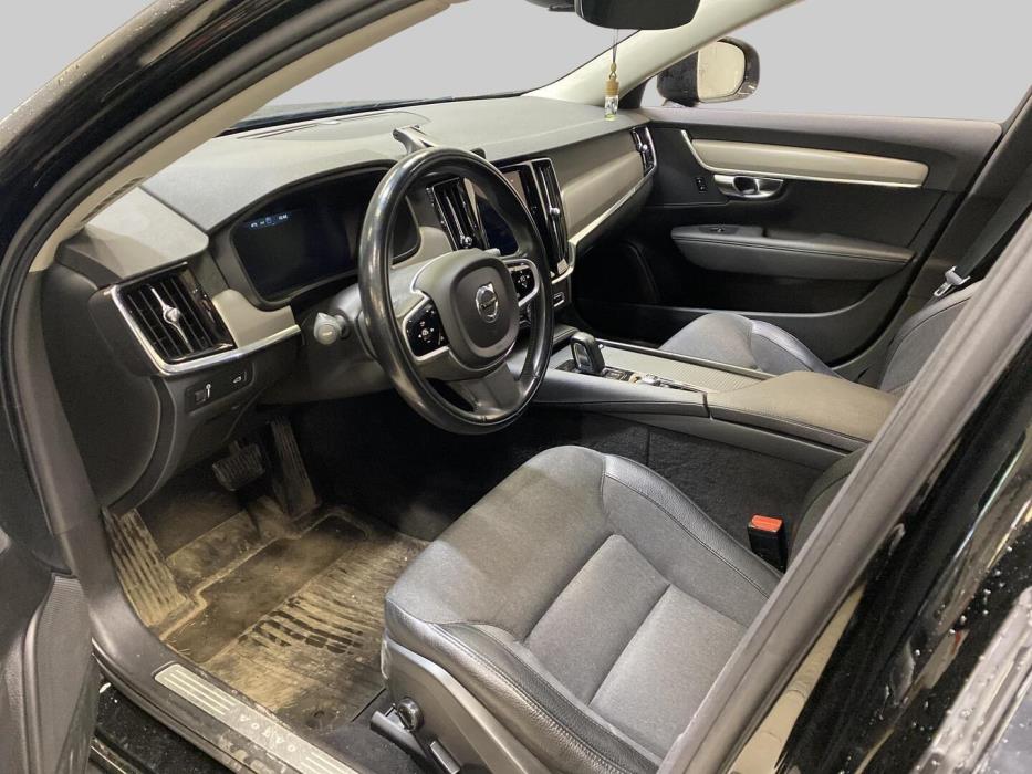 VOLVO V90 Cross Country 2021