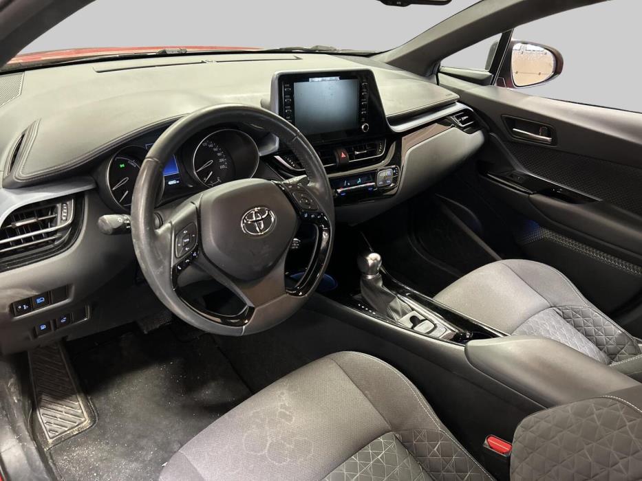TOYOTA C-HR 2021