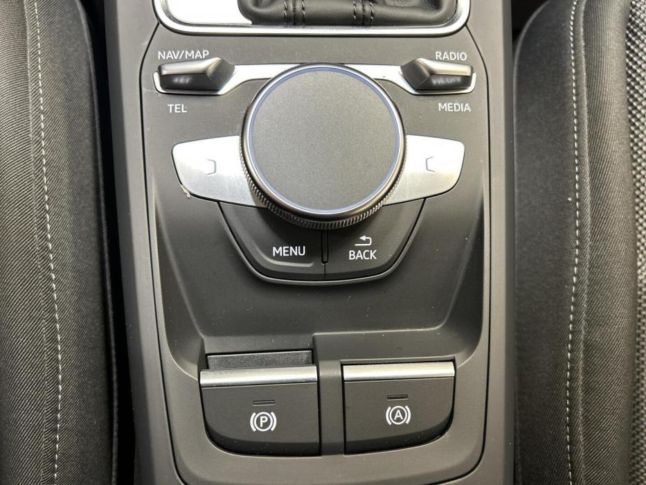 AUDI Q2 2021
