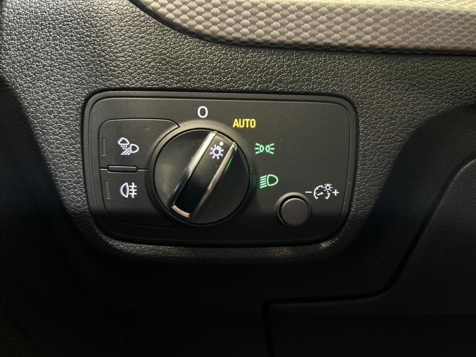 AUDI Q2 2021