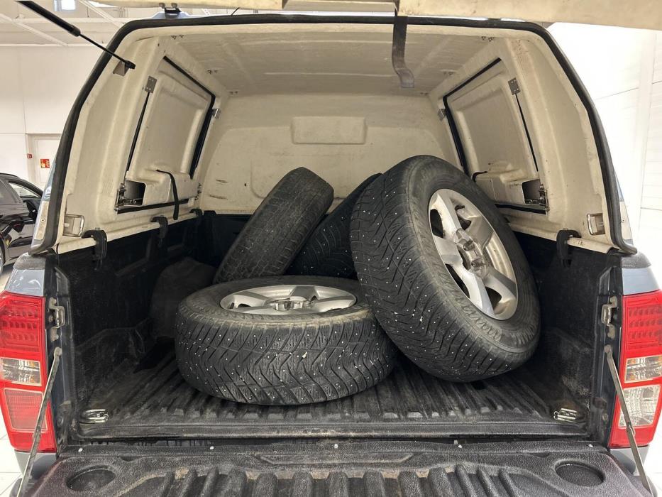 ISUZU D-Max 2013