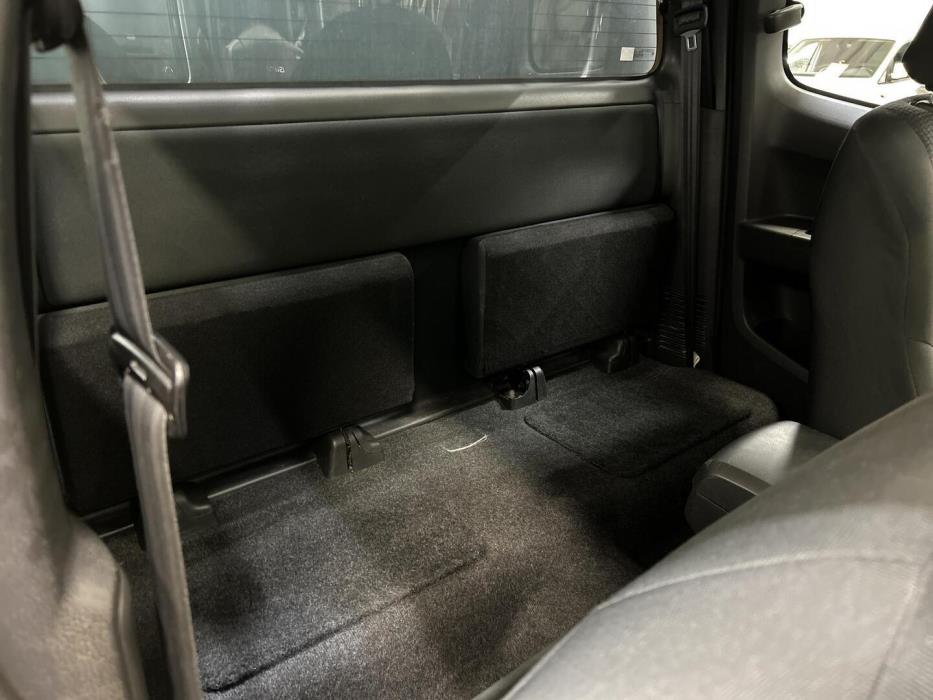 ISUZU D-Max 2013