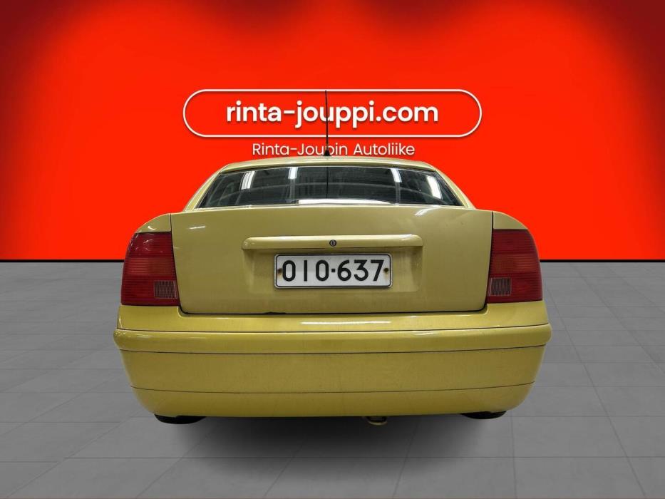 VOLKSWAGEN Passat 1998