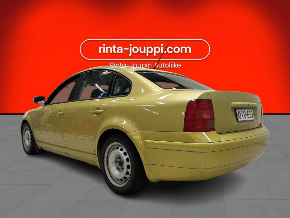 VOLKSWAGEN Passat 1998