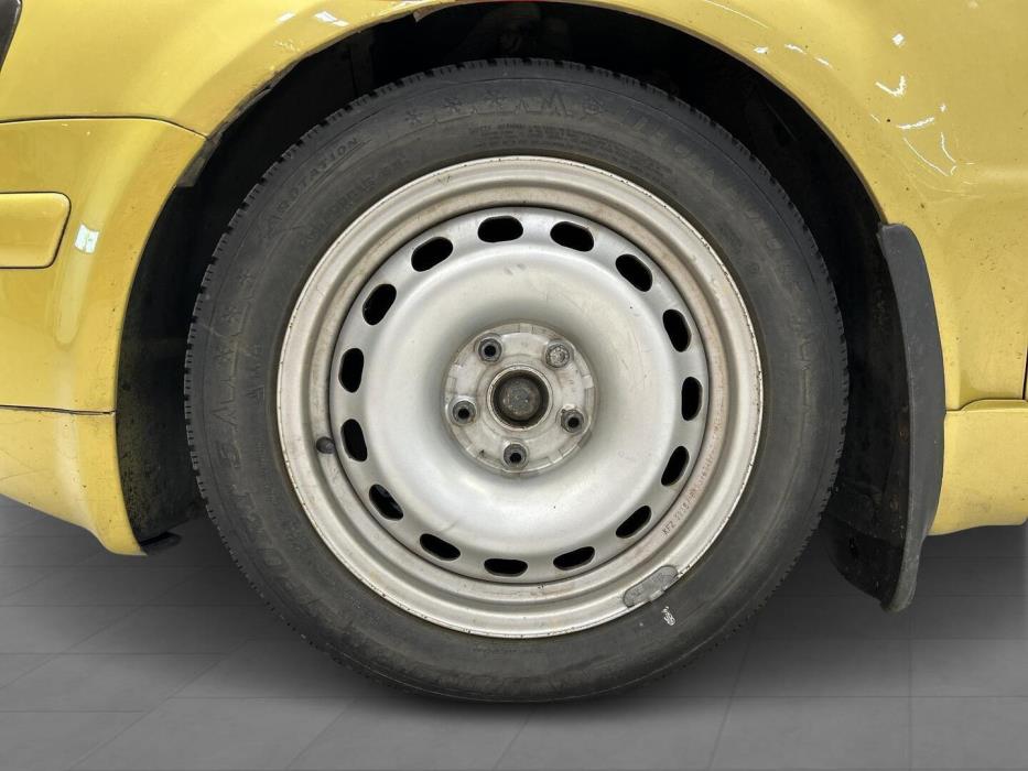VOLKSWAGEN Passat 1998