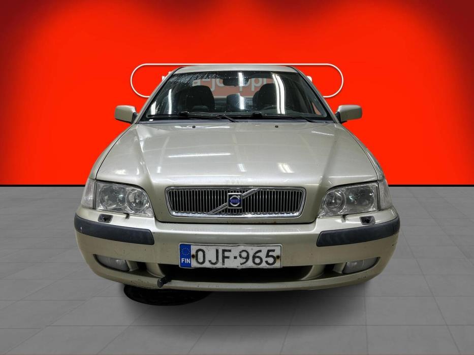 VOLVO S40 2002