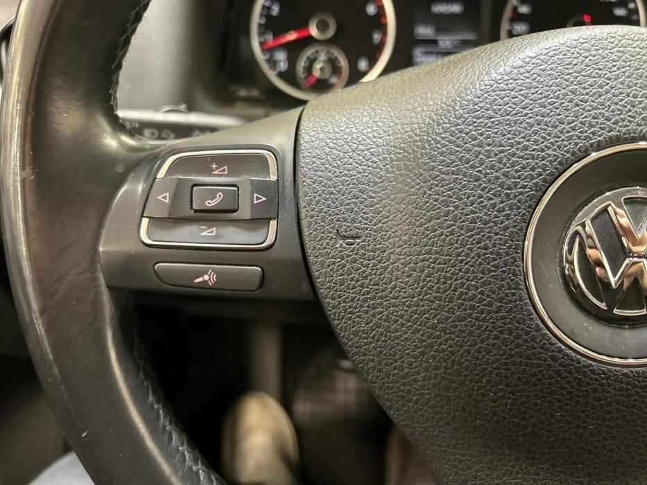 VOLKSWAGEN Tiguan 2013