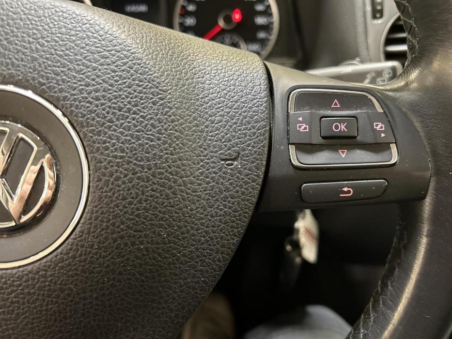 VOLKSWAGEN Tiguan 2013