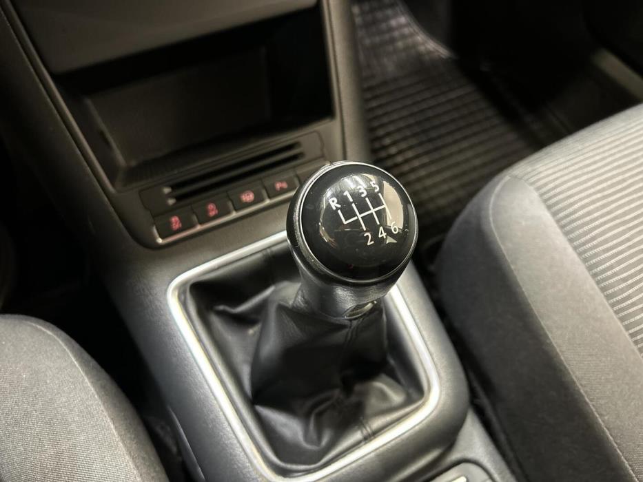 VOLKSWAGEN Tiguan 2013