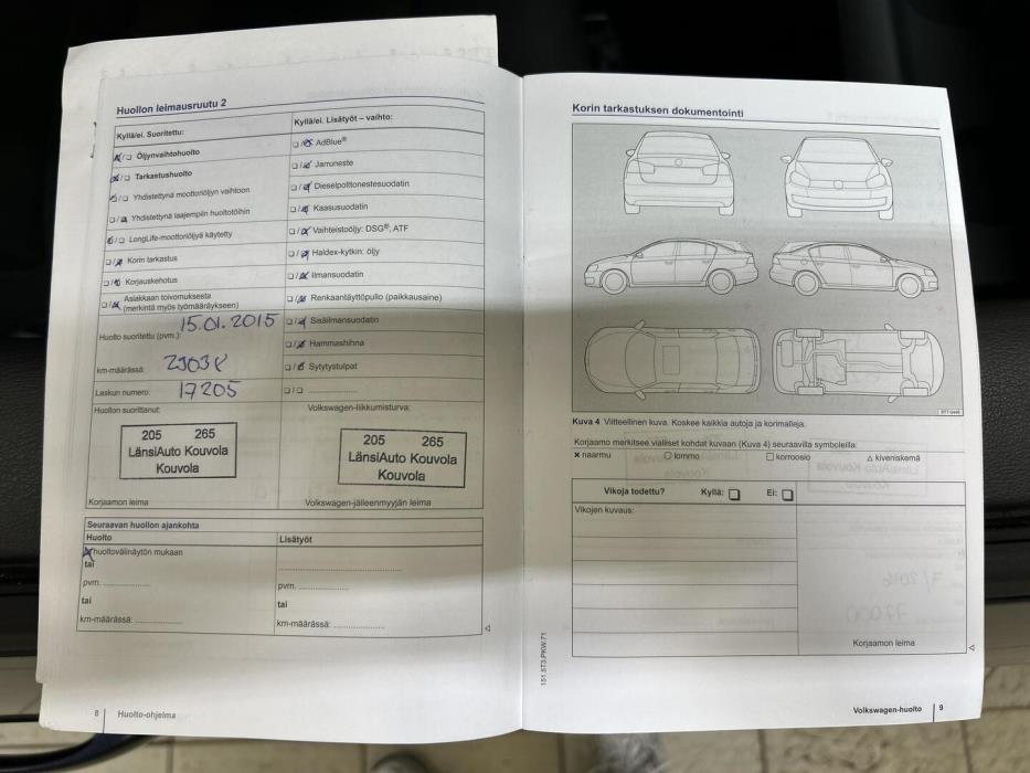 VOLKSWAGEN Touran 2014