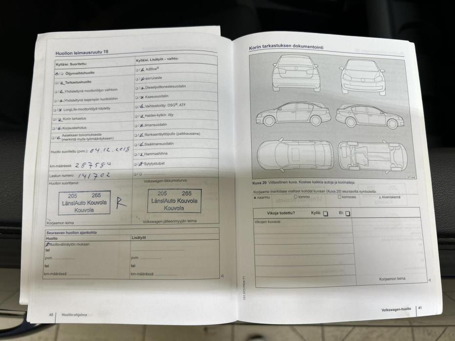 VOLKSWAGEN Touran 2014