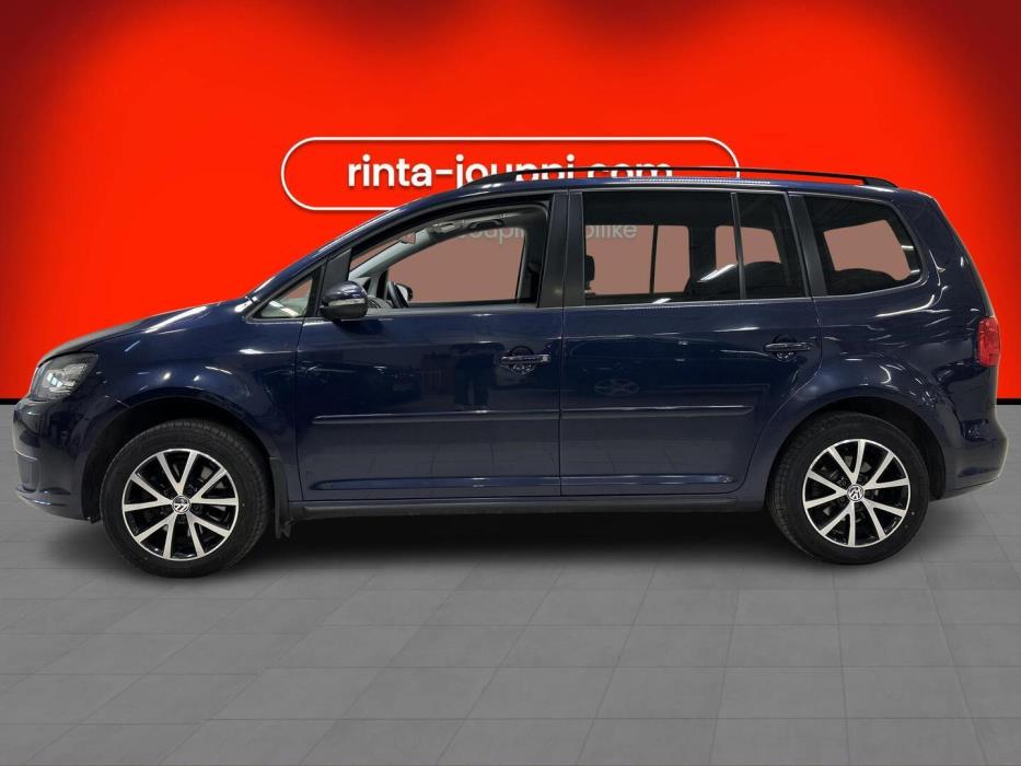 VOLKSWAGEN Touran 2014