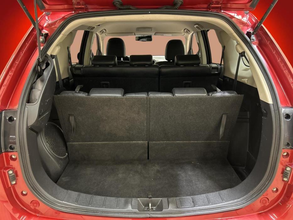 MITSUBISHI Outlander 2016