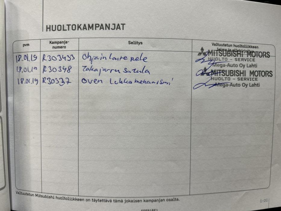 MITSUBISHI Outlander 2016