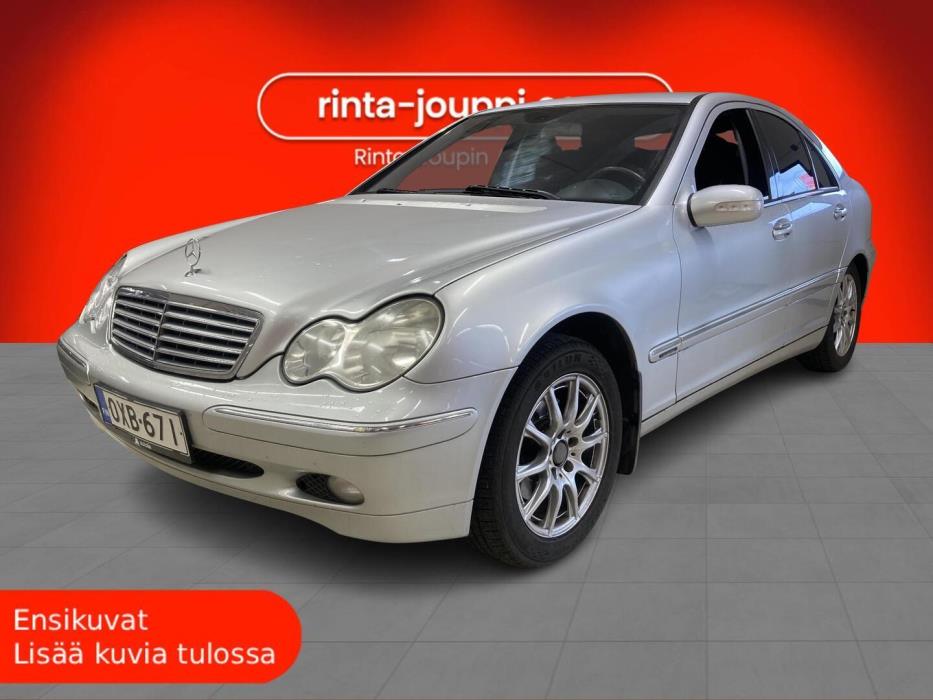 MERCEDES-BENZ C 2005