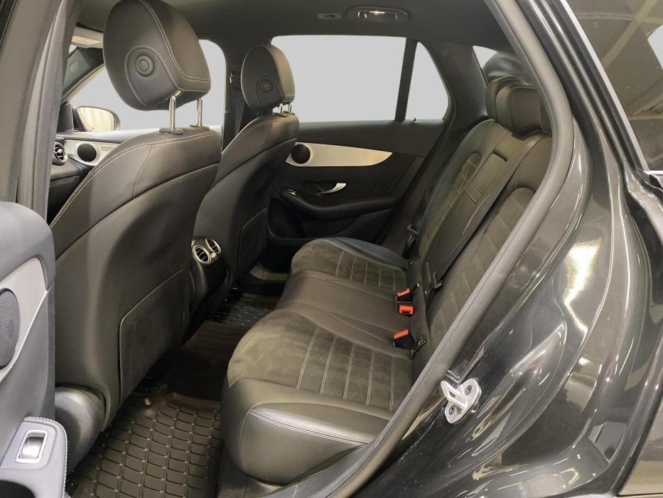 MERCEDES-BENZ GLC 2022