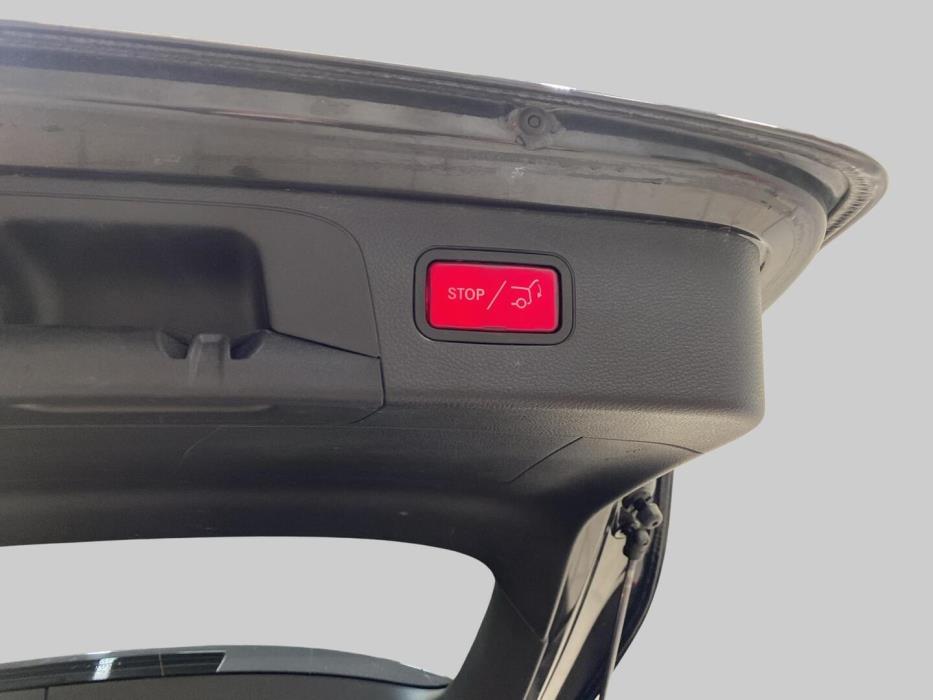 MERCEDES-BENZ GLC 2022