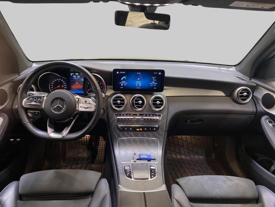 MERCEDES-BENZ GLC 2022