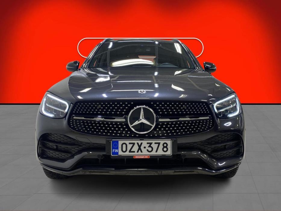 MERCEDES-BENZ GLC 2022