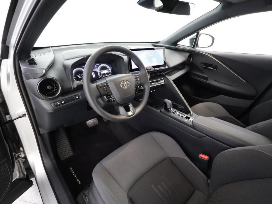 TOYOTA C-HR 2024