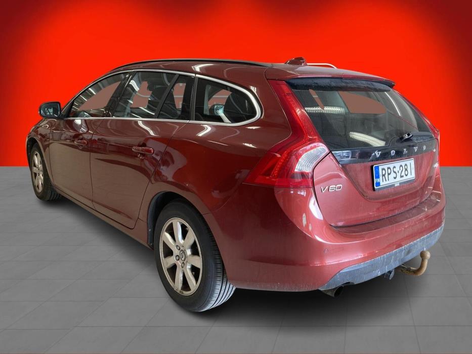 VOLVO V60 2012