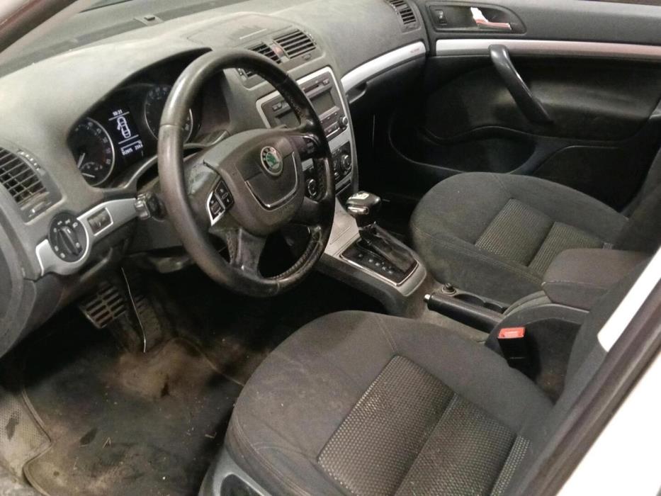 SKODA Octavia 2012