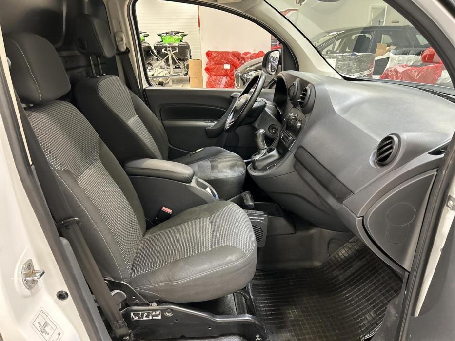 MERCEDES-BENZ Citan 2013