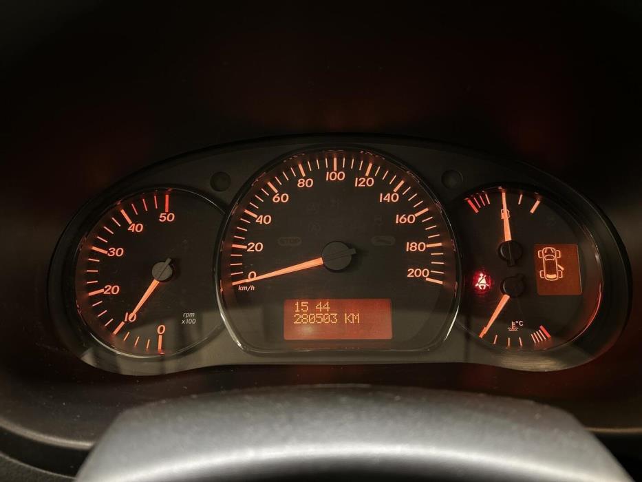MERCEDES-BENZ Citan 2013