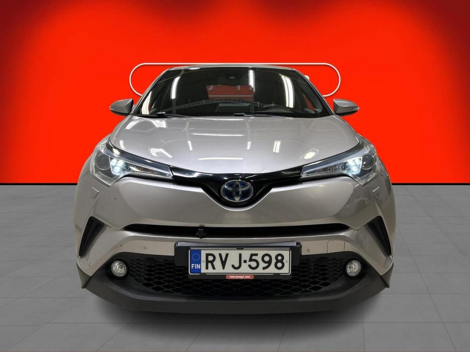 TOYOTA C-HR 2018