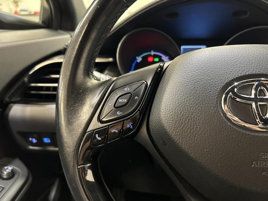 TOYOTA C-HR 2018