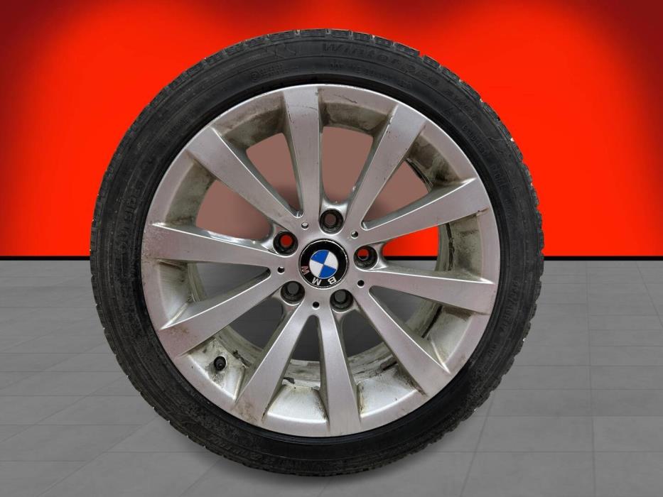 BMW 318 2012