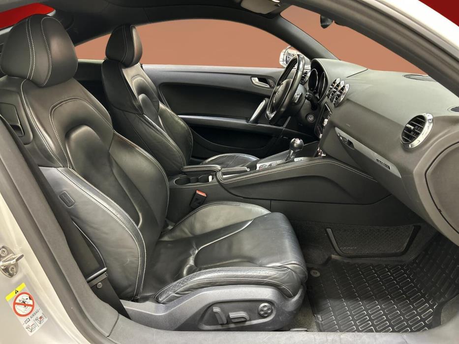 AUDI TTS 2009