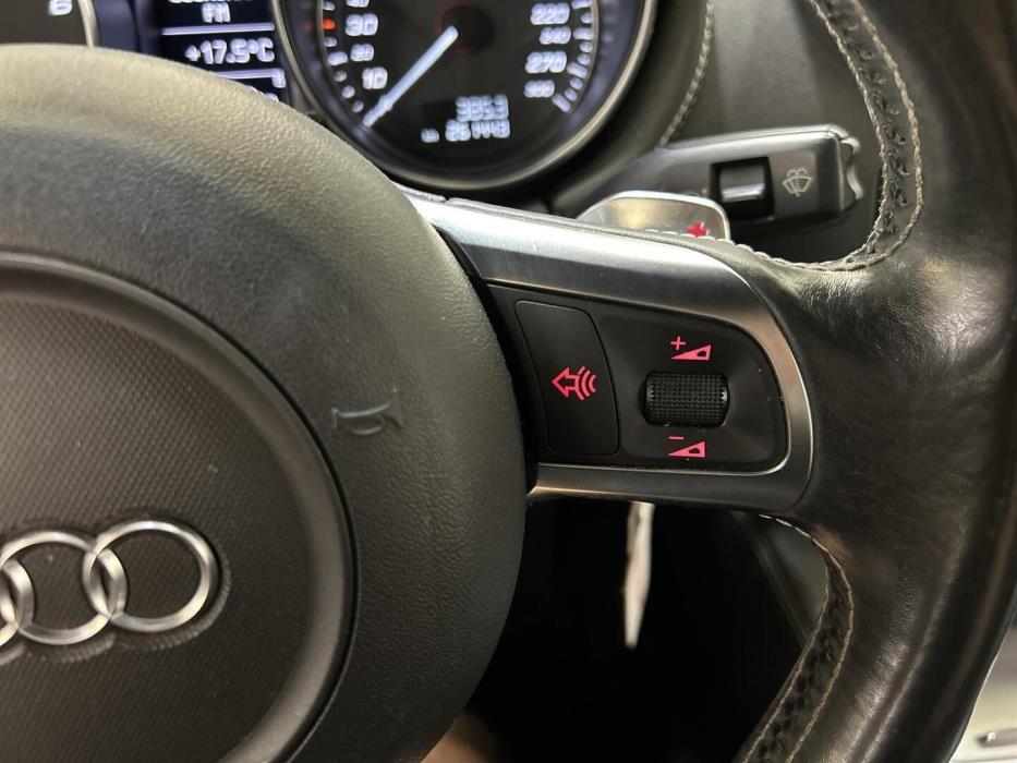 AUDI TTS 2009