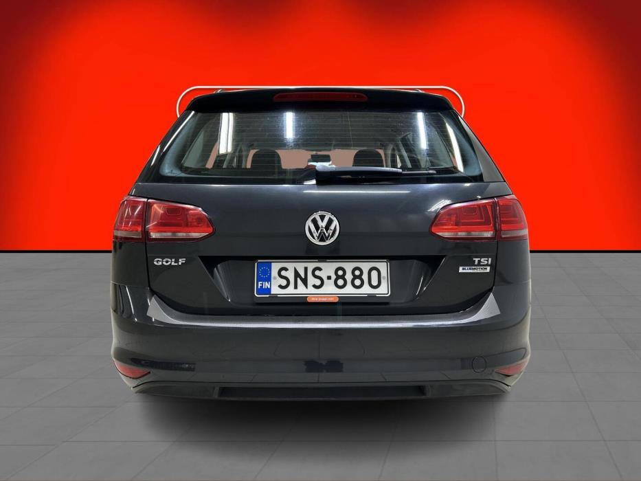 VOLKSWAGEN Golf 2016