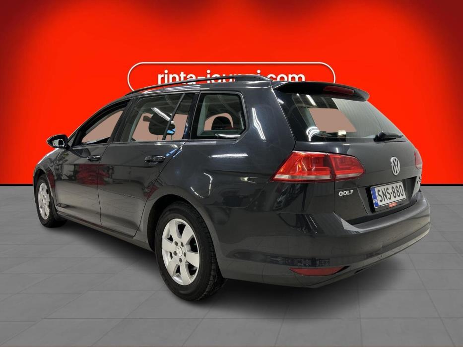 VOLKSWAGEN Golf 2016