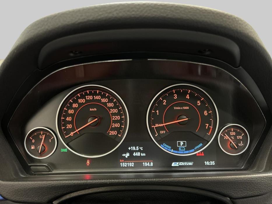BMW 330 2017