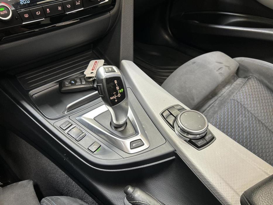 BMW 330 2017
