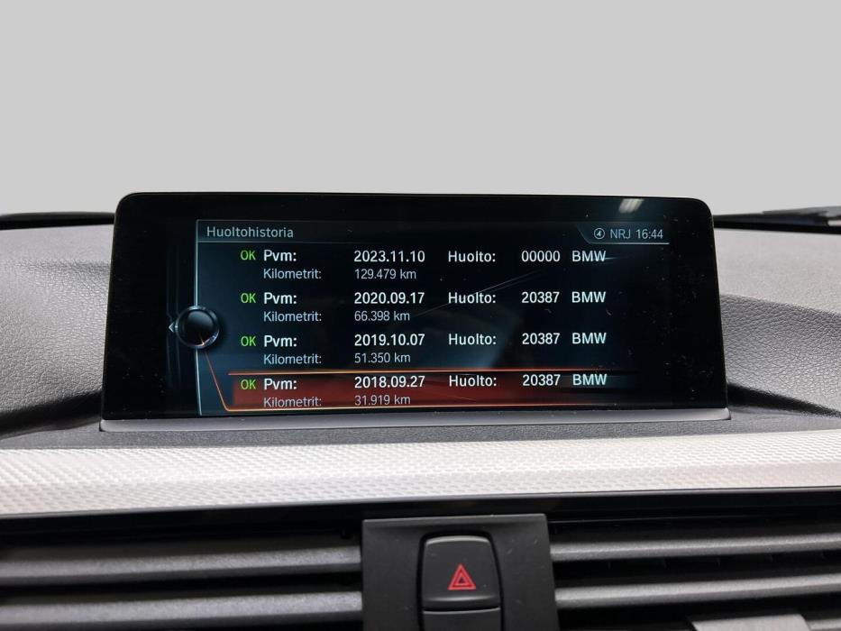 BMW 330 2017