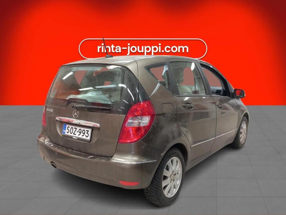 MERCEDES-BENZ A 2010