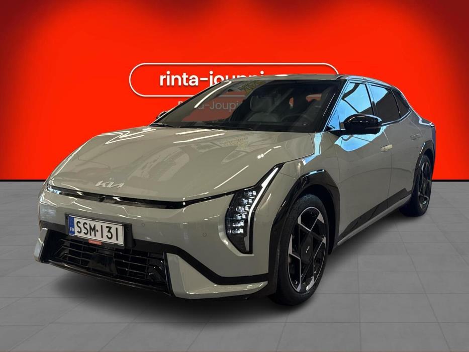 KIA EV4 2026