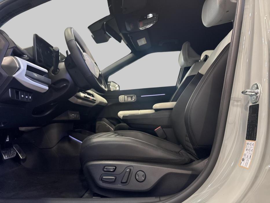 KIA EV4 2026