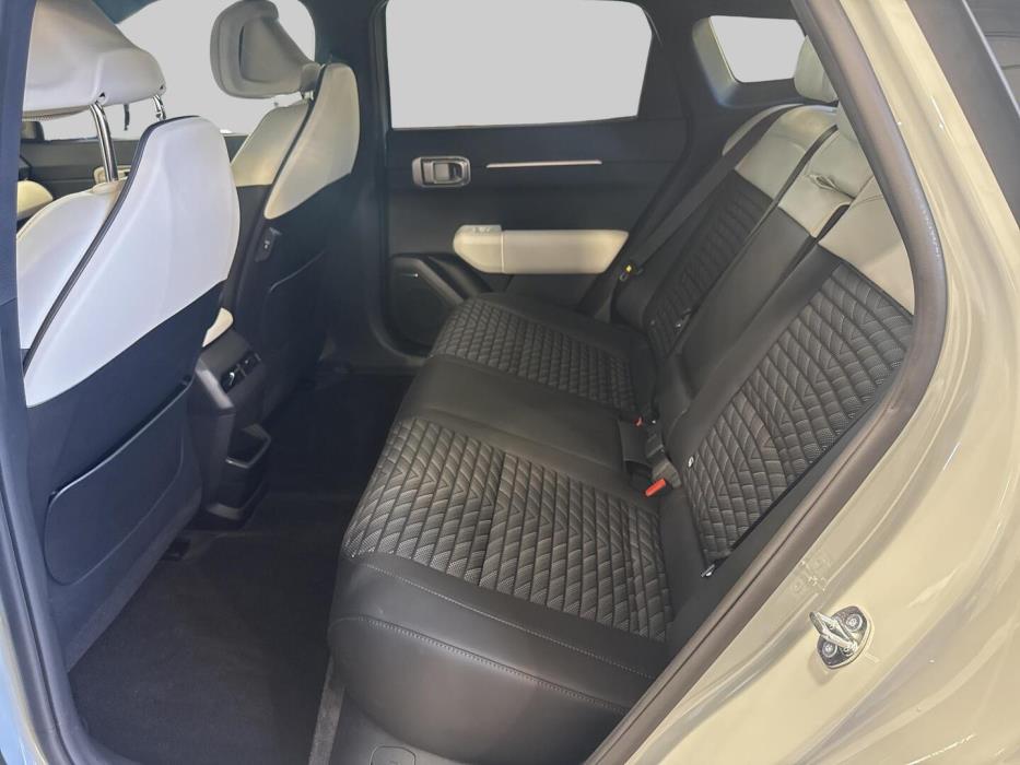 KIA EV4 2026