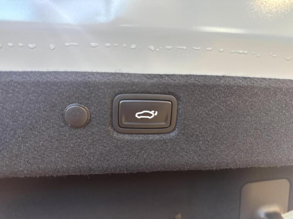 KIA EV4 2026
