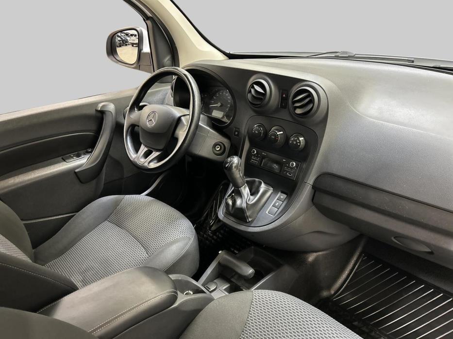 MERCEDES-BENZ Citan 2013
