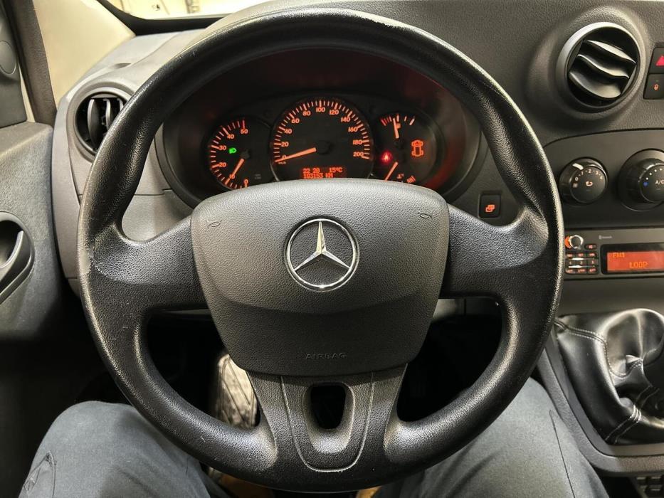 MERCEDES-BENZ Citan 2013
