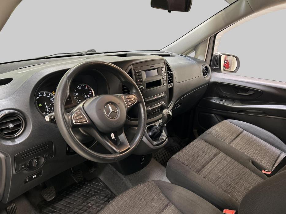 MERCEDES-BENZ Vito 2015