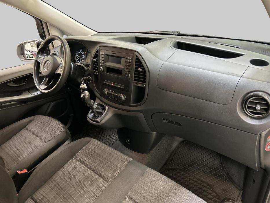 MERCEDES-BENZ Vito 2015