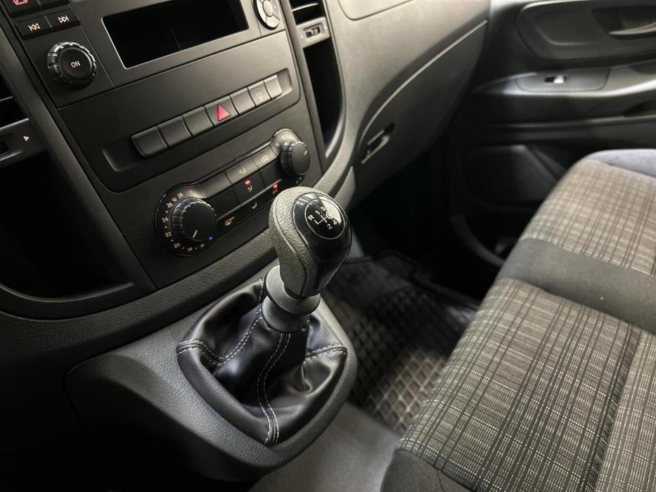 MERCEDES-BENZ Vito 2015
