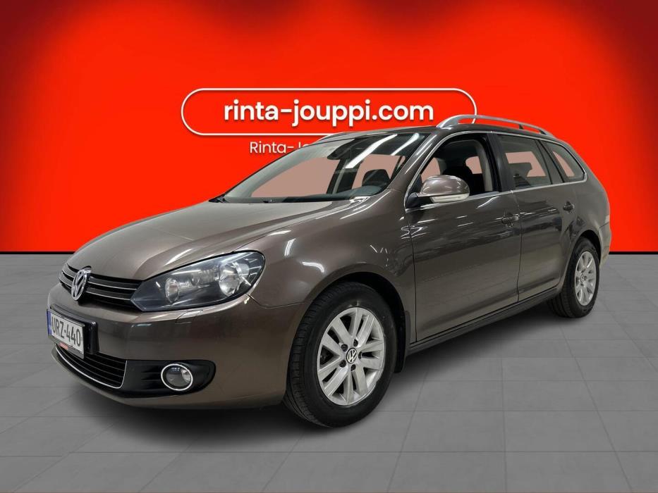 VOLKSWAGEN Golf 2012